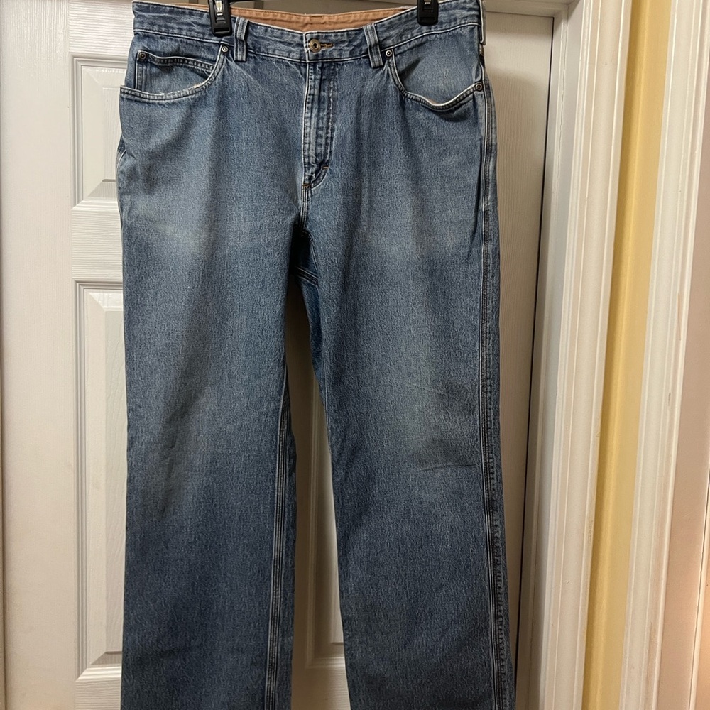 Duluth Trading Co Classic Blue Relaxed Jeans